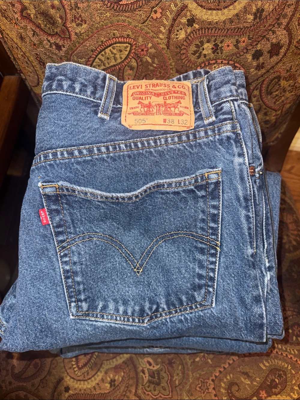 Levi's Men's Relaxed Fit Stonewash Blue Jeans